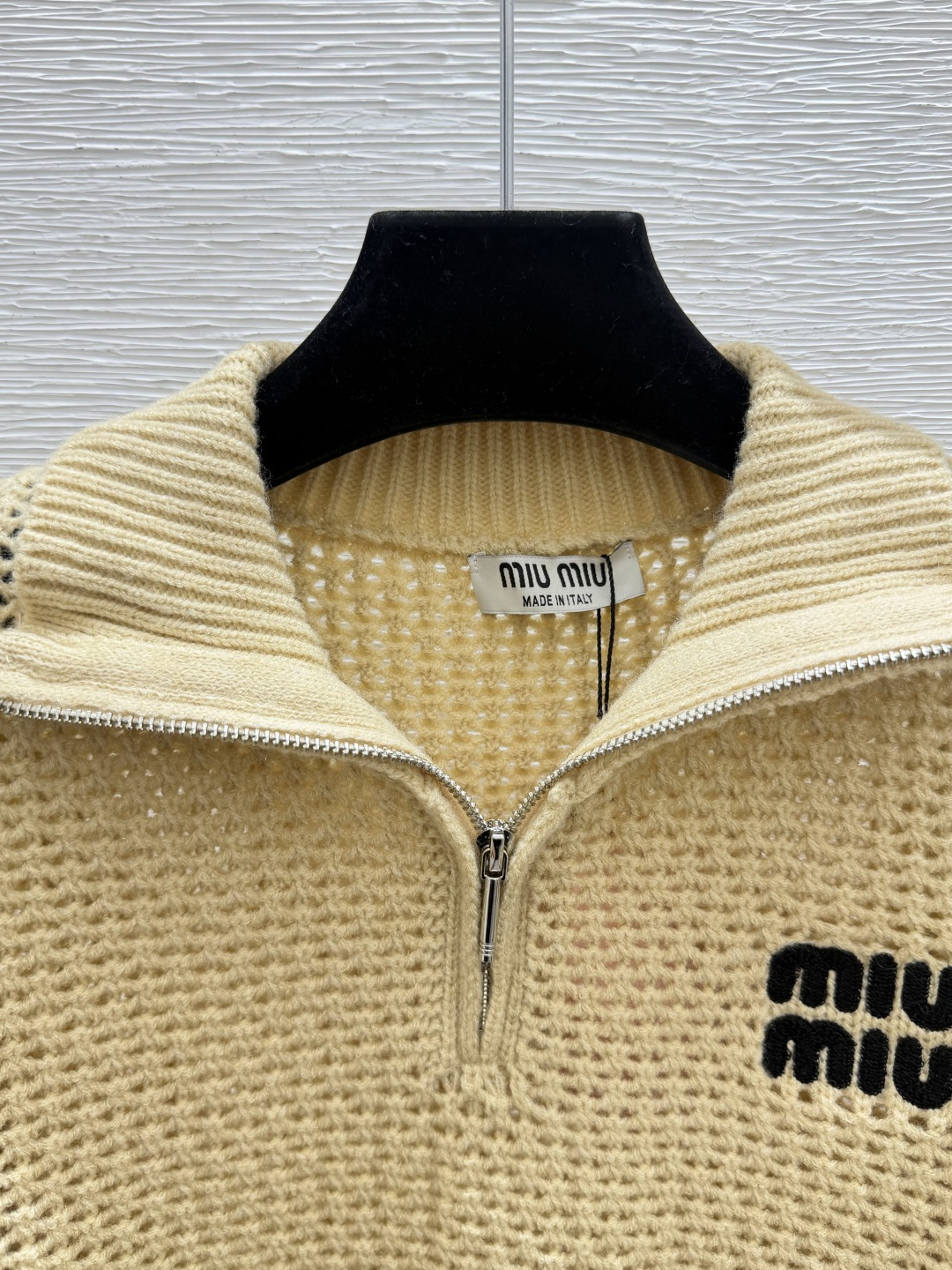 🆕M家🆕  早秋新款  纯色翻领针织长袖开衫 颜色：卡其 灰色 尺码：36.38.40
