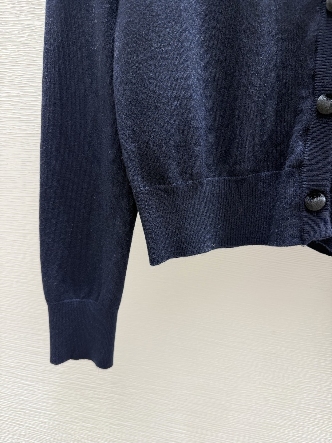 🆕VA家🆕  早秋新款 撞色蝴蝶结圆领针织长袖开衫 颜色：宝蓝 尺码：36.38.40