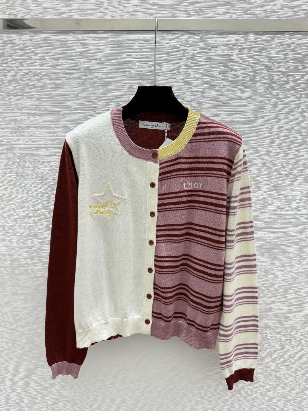 🆕D家🆕  早秋新款 撞色条纹圆领针织长袖开衫 颜色：红色 宝蓝 尺码：36.38.40