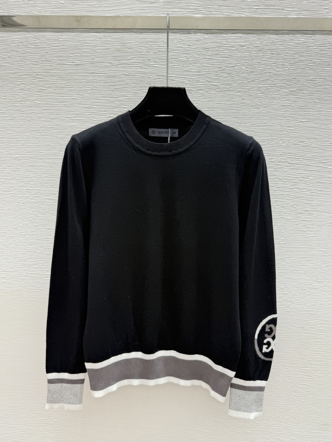 🆕GF家🆕  早秋新款 撞色条纹圆领针织长袖 颜色：白色 黑色 尺码：36.38.40