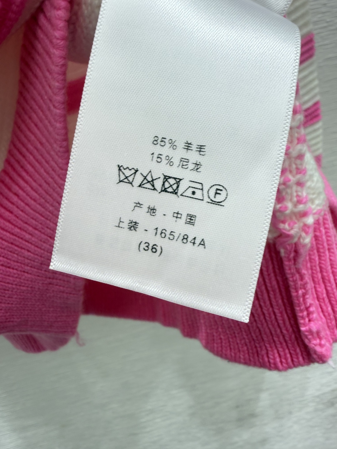 🆕D家🆕  早秋新款 撞色条纹海军领针织长袖开衫 颜色：粉色 宝蓝 尺码：36.38.40
