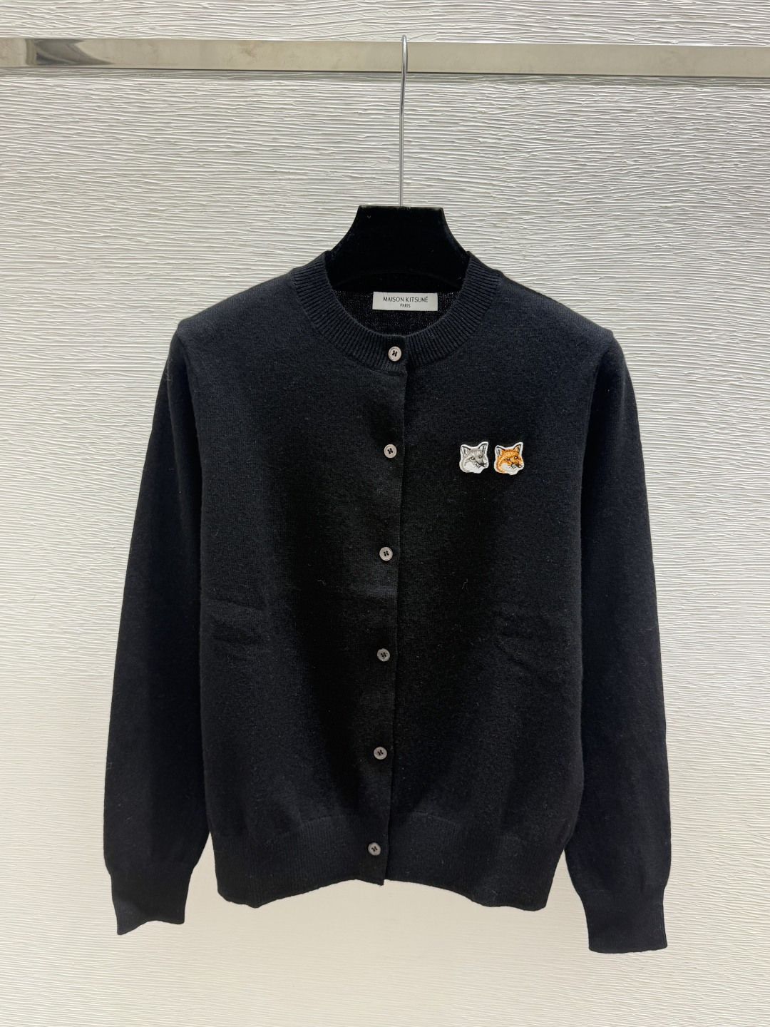 🆕MA家🆕  早秋新款 纯色简约圆领针织长袖开衫 颜色：白色 蓝色 卡其 灰色 咖啡 黑色 尺码：36.38.40