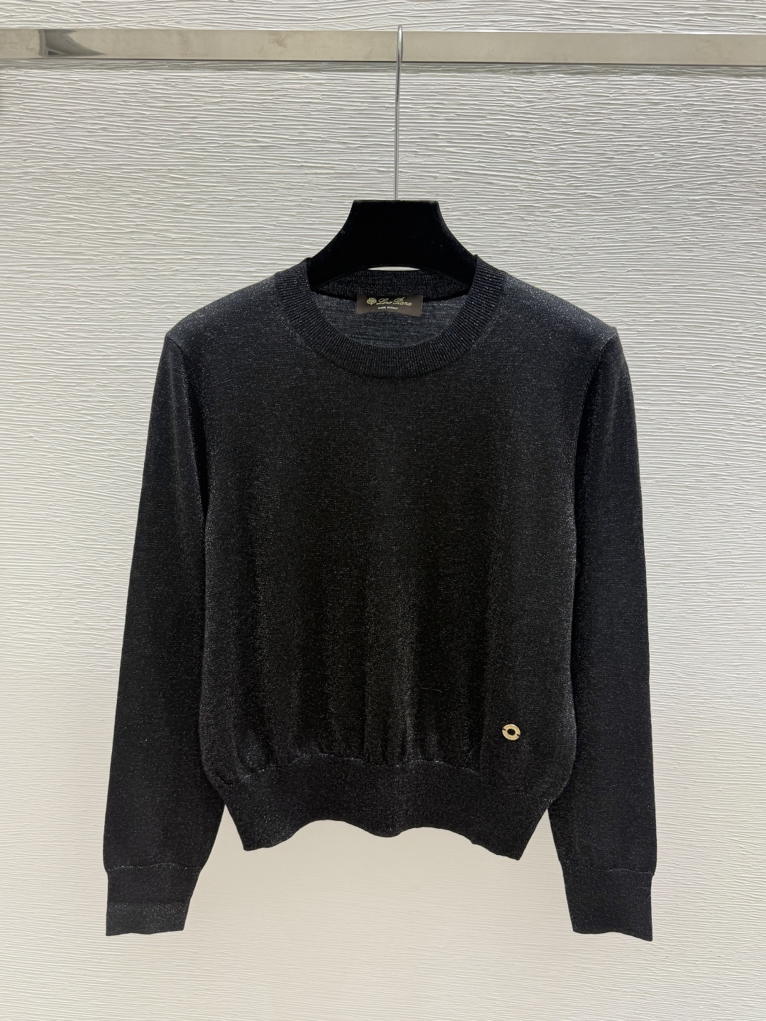 🆕LP家🆕  早秋新款 纯色简约圆领针织长袖 颜色：白色 粉色 卡其 绿色 黑色 尺码：36.38.40