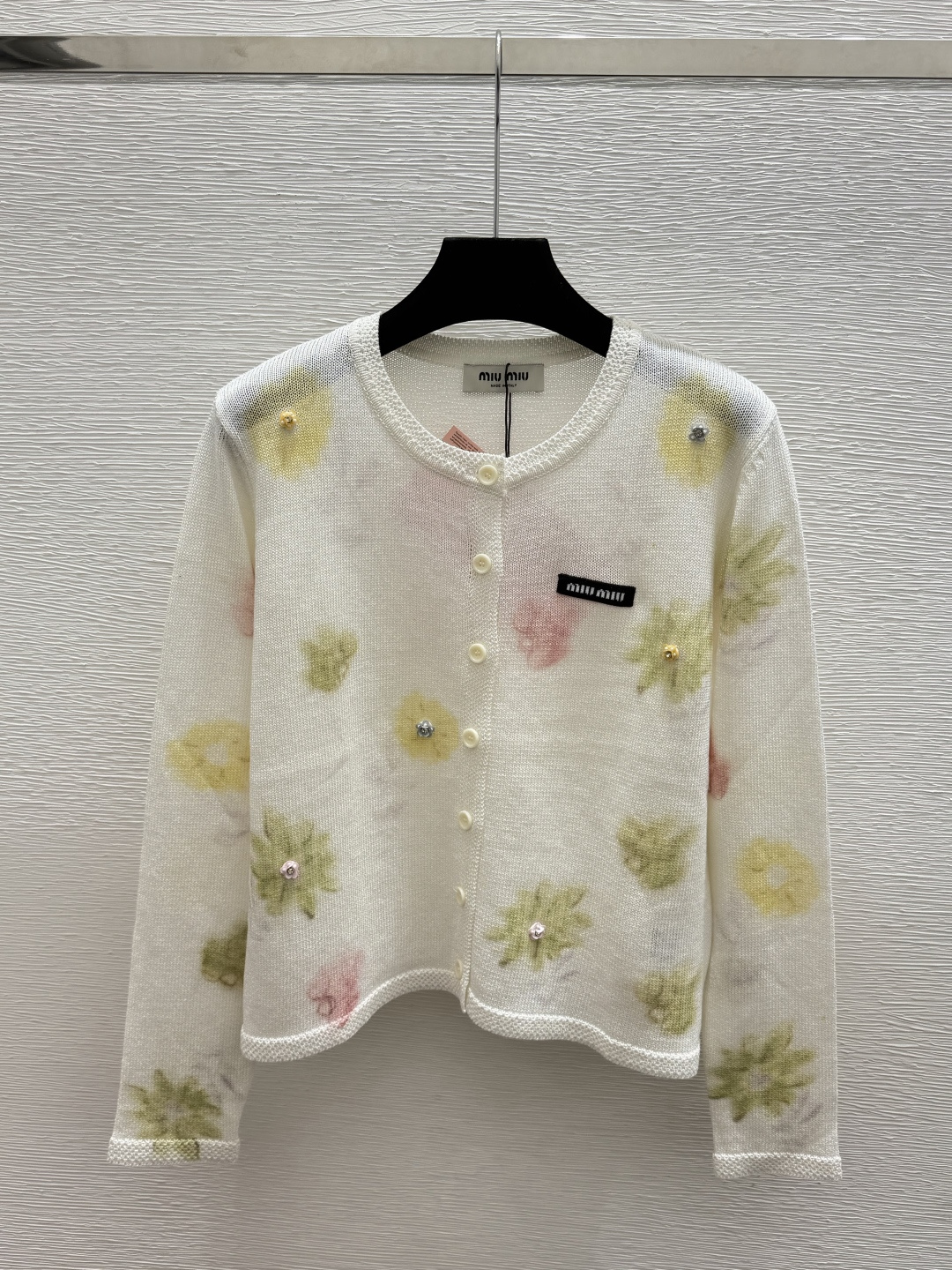 🆕M家🆕  春夏新款 撞色花卉圆领针织长袖开衫 颜色：白色 咖啡 尺码：36.38.40