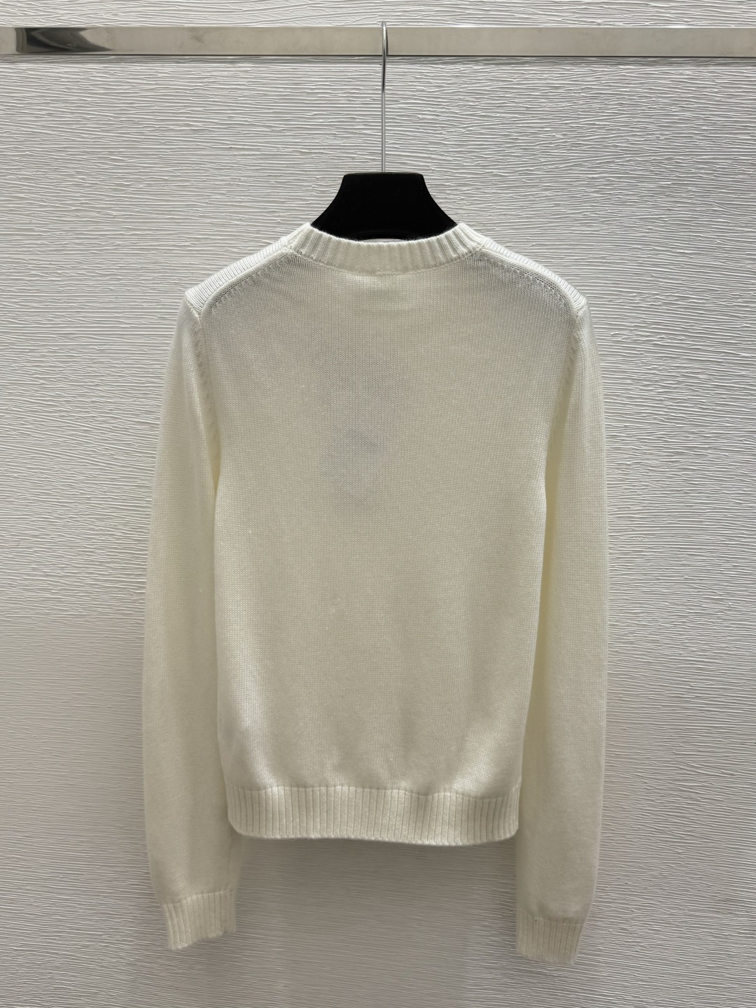 🆕D家🆕  春夏新款 撞色蝴蝶结圆领针织长袖 颜色：白色 灰色 尺码：36.38.40