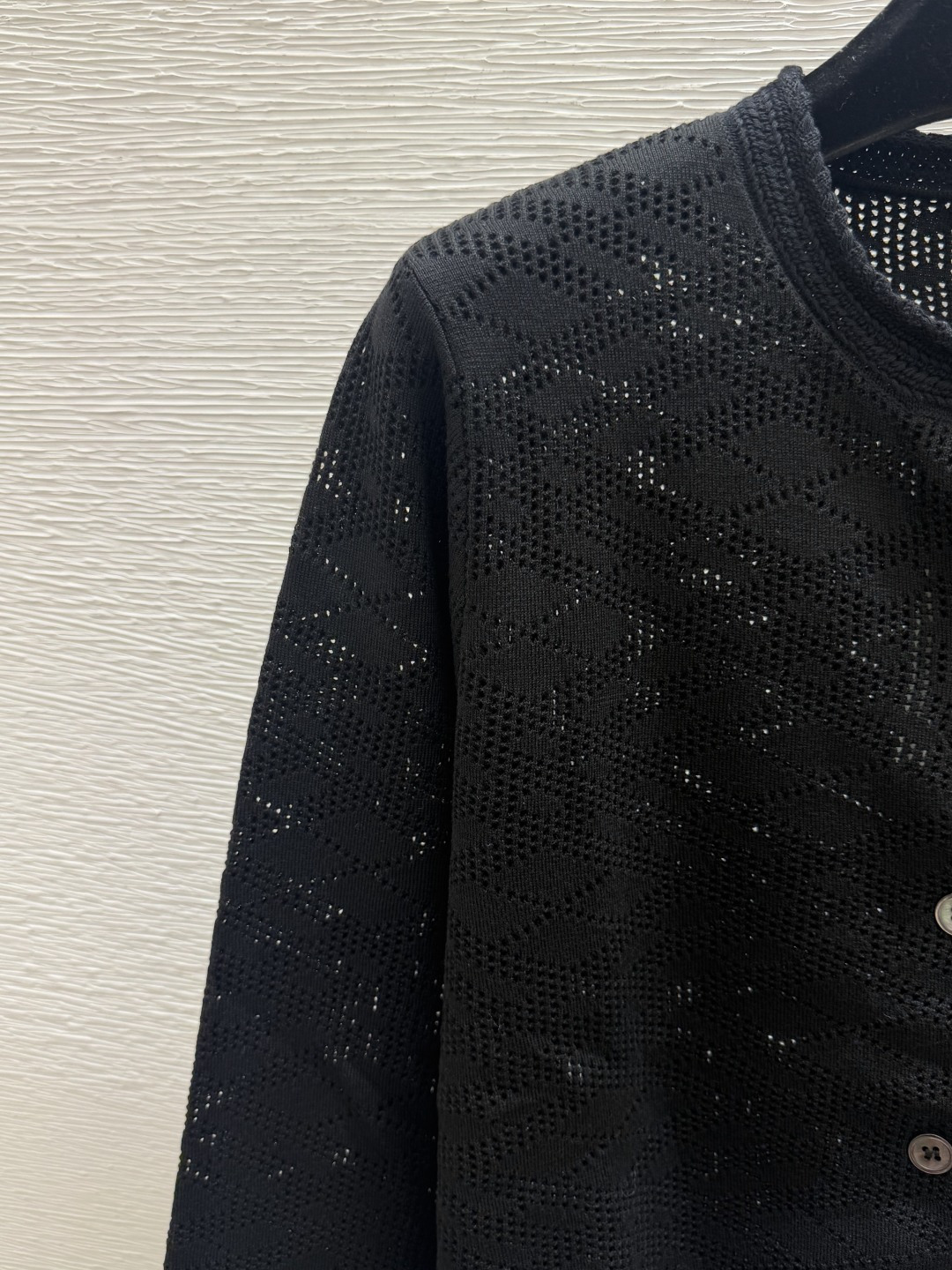 🆕BU家🆕  春夏新款 纯色简约圆领针织长袖开衫 颜色：黑色 尺码：36.38.40