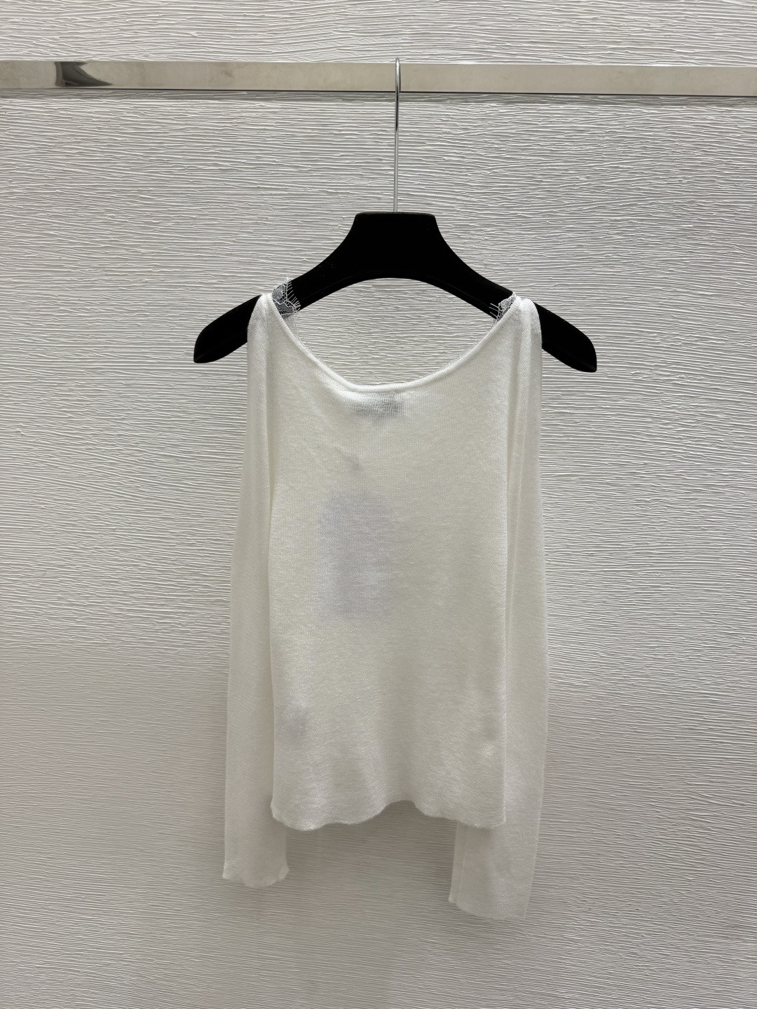 🆕CH家🆕  早秋新款 纯色简约针织长袖 颜色：黄色 杏色 白色 尺码：36.38.40