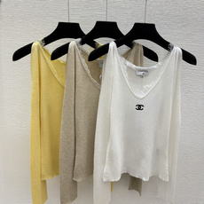 🆕CH家🆕 早秋新款 纯色简约针织长袖 颜色:黄色 杏色 白色 尺码:36.38.40 🆕CH家🆕 早秋新款 纯色简约针织长袖 颜色:黄色 杏色 白色 尺码:36.38.40