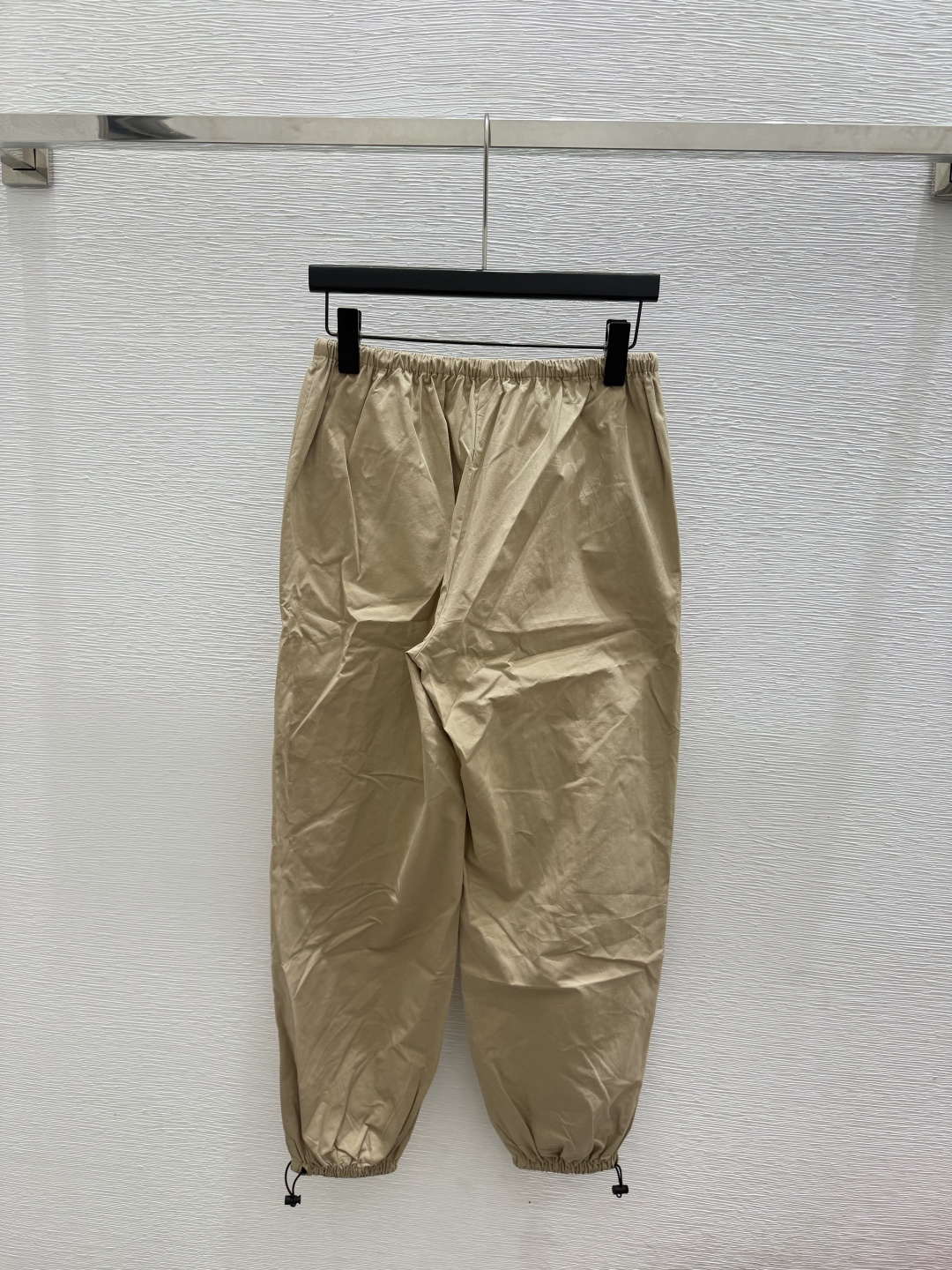 🆕M家🆕  早秋新款 纯色简约长裤 颜色：卡其 尺码：36.38.40