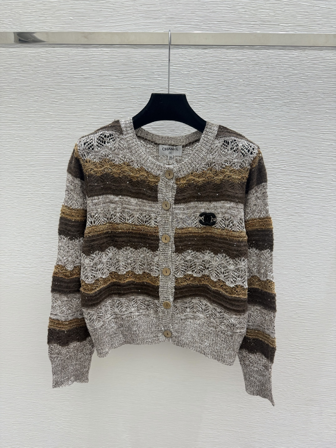 🆕CH家🆕  早秋新款 撞色条纹圆领针织长袖开衫 颜色：绿色 咖啡 尺码：36.38.40