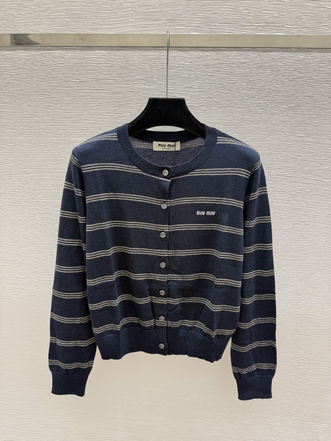 🆕M家🆕  早秋新款 撞色条纹圆领针织长袖开衫 颜色：宝蓝 黑色 尺码：36.38.40