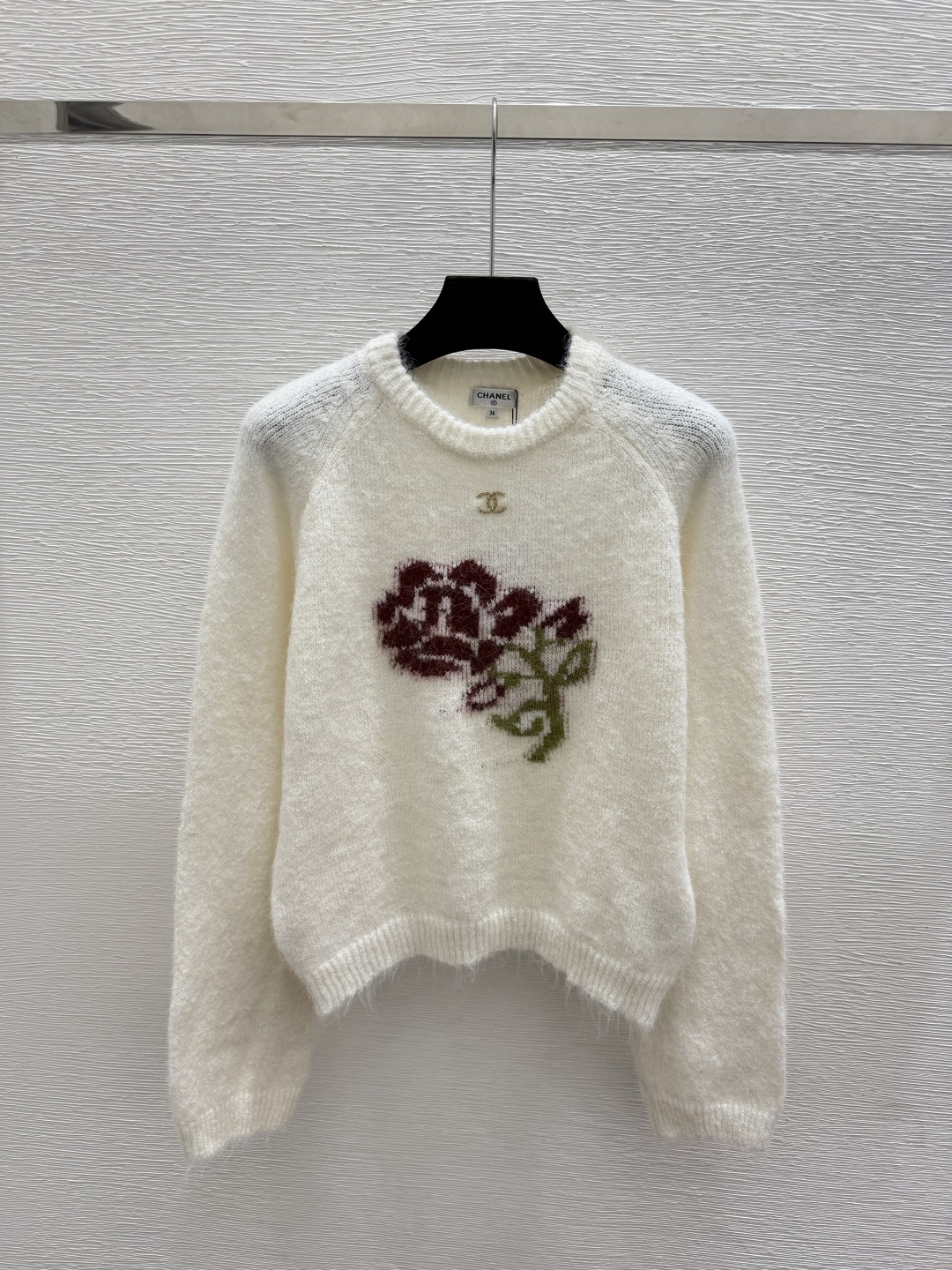 🆕CH家🆕  早秋新款 撞色花卉圆领针织长袖 颜色：黑色 白色 尺码：36.38.40