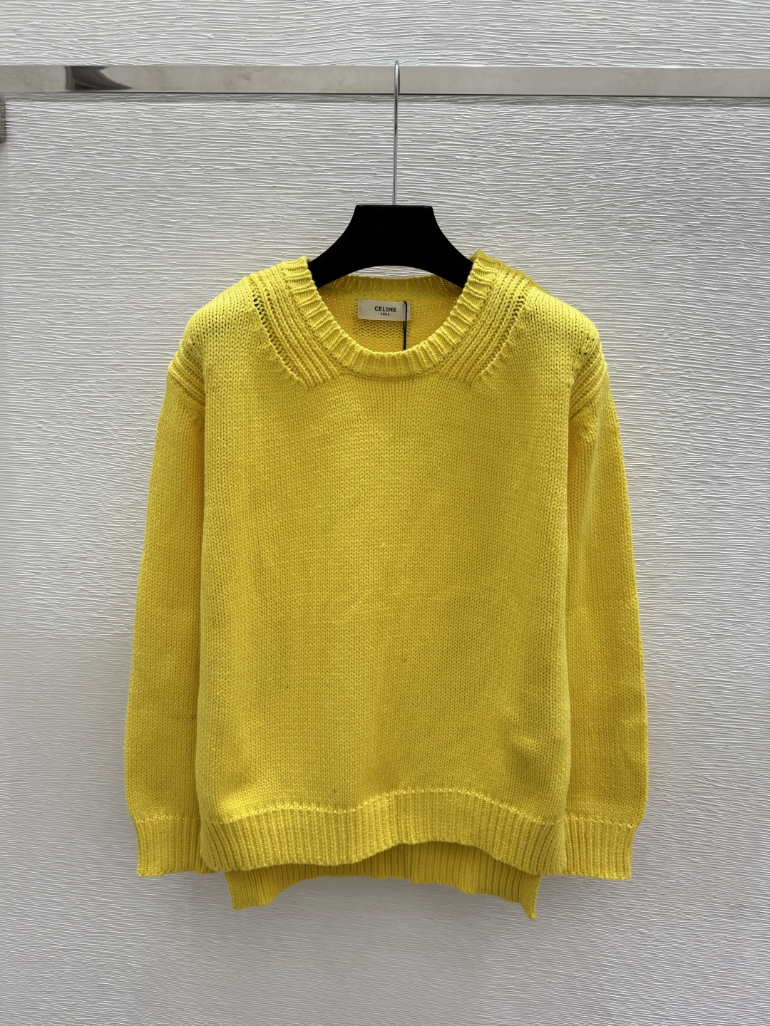 🆕CE家🆕  早秋新款 纯色简约圆领针织长袖 颜色：白色 黄色 宝蓝 尺码：36.38.40