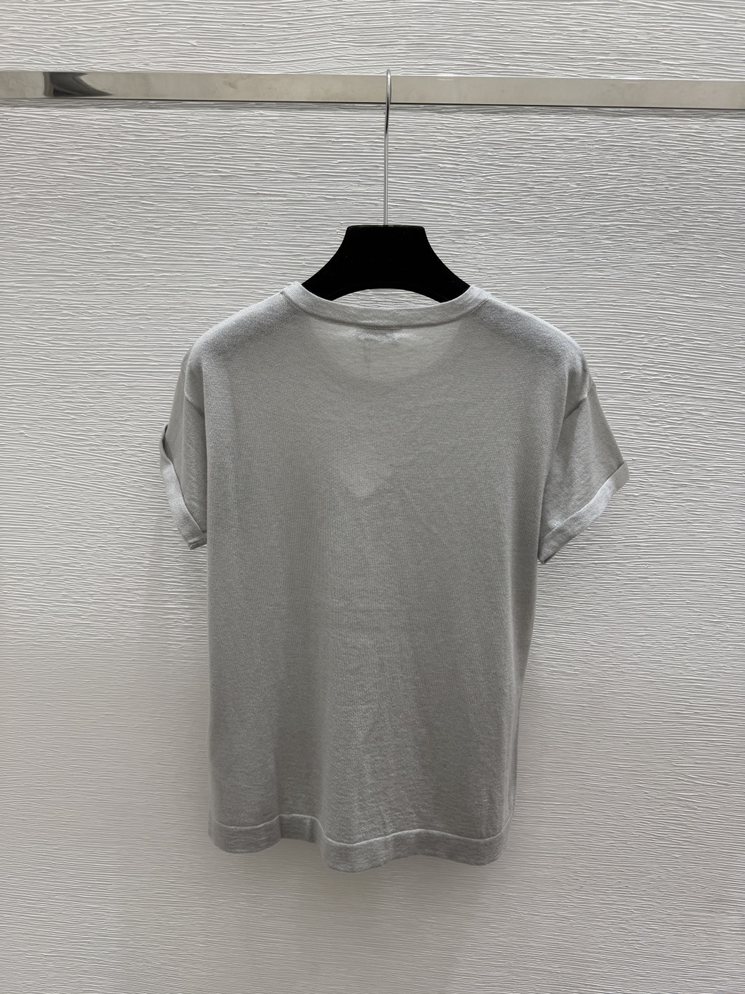 🆕BC家🆕  早秋新款  纯色简约圆领针织短袖 颜色：灰色 咖啡 宝蓝 尺码：36.38.40