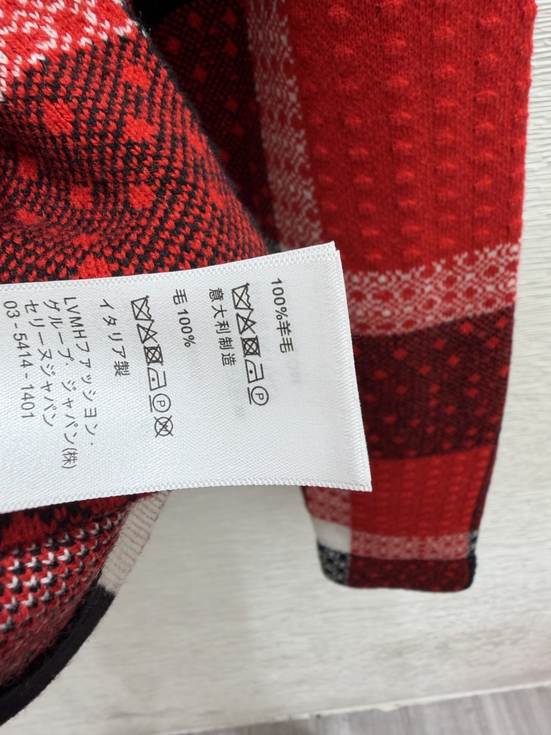 🆕CE家🆕  早秋新款  撞色格子圆领针织长袖开衫 颜色：卡其 红色 尺码：36.38.40