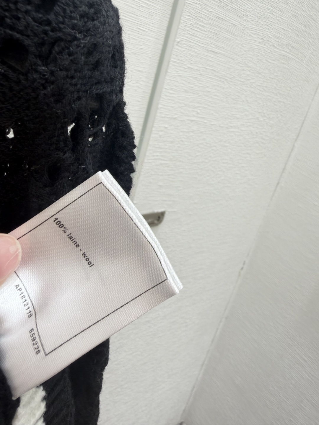 🆕CH家🆕  早秋新款  撞色镂空圆针织长袖开衫 颜色：白色 黑色 尺码：36.38.40