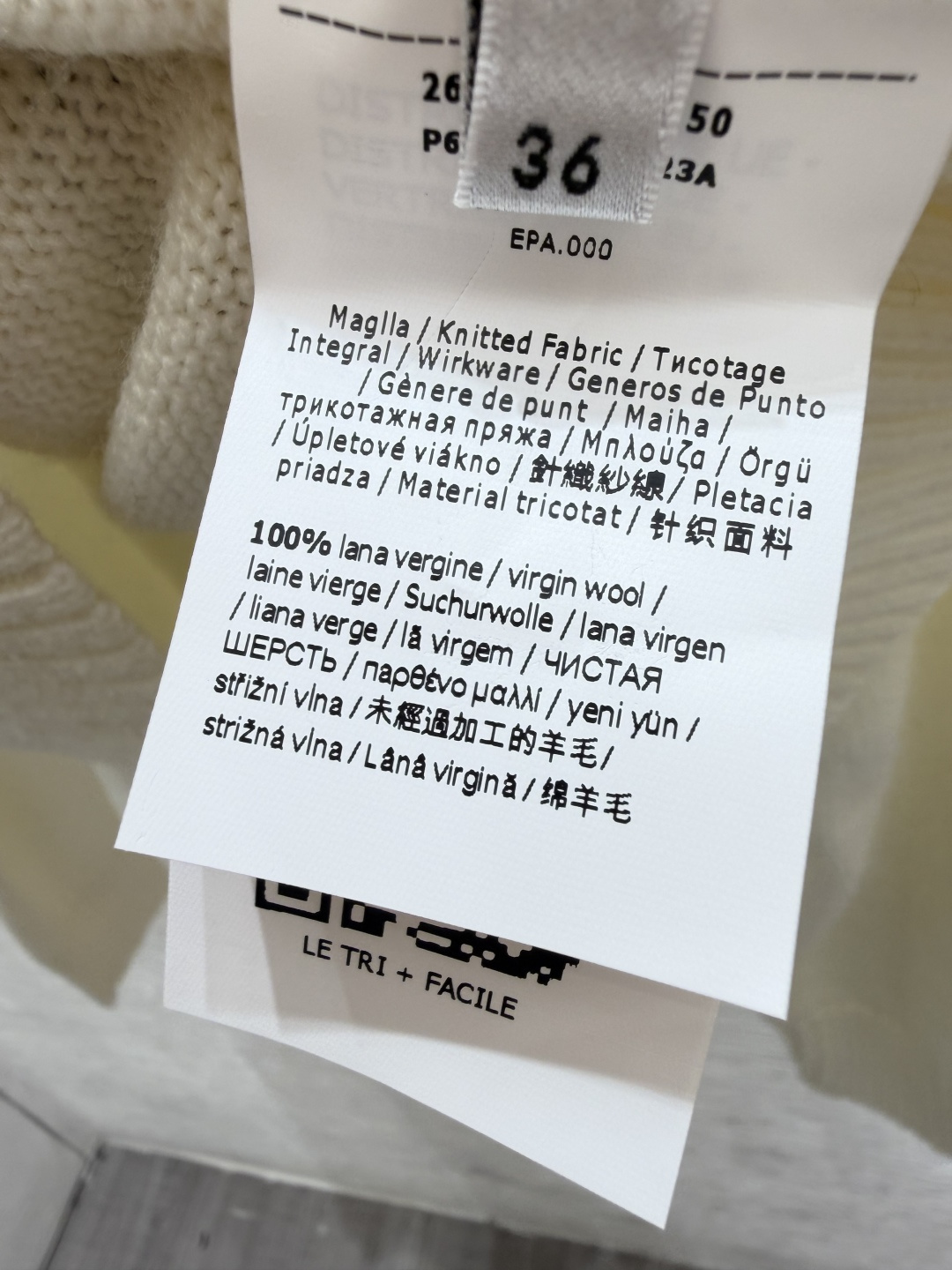 🆕Max家🆕  早秋新款  撞色小狗圆领针织长袖 颜色：白色 黄色 灰色 尺码：36.38.40      