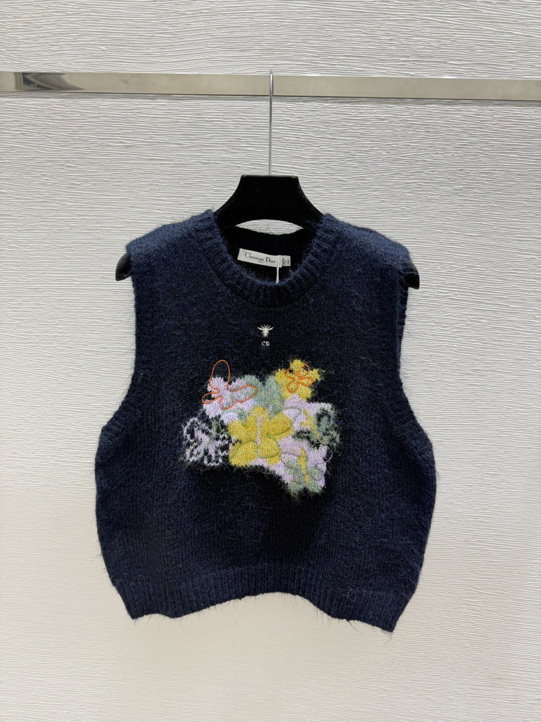 🆕D家🆕  早秋新款  撞色花卉圆领针织背心 颜色：白色 宝蓝 尺码：36.38.40      