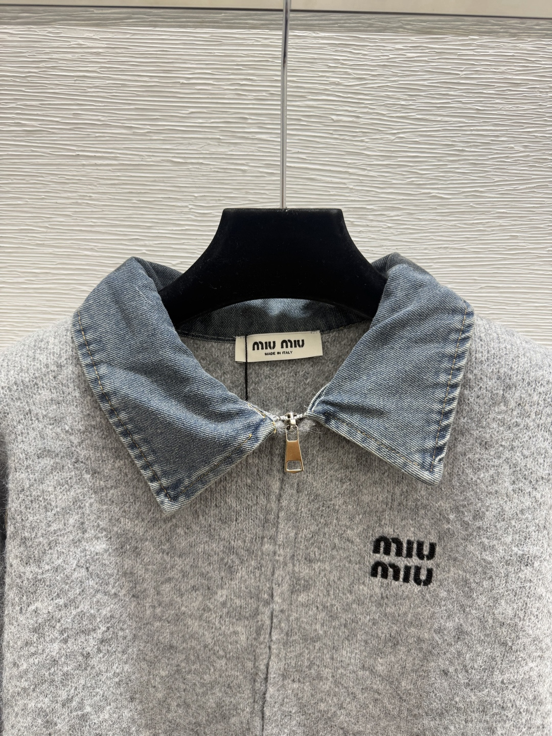 🆕M家🆕  早秋新款  撞色翻领针织长袖开衫 颜色：灰色 宝蓝 尺码：36.38.40      
