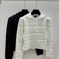 🆕CH家🆕 早秋新款 纯色简约翻领长袖开衫 颜色:白色 黑色 尺码:36.38.40 🆕CH家🆕 早秋新款 纯色简约翻领长袖开衫 颜色:白色 黑色 尺码:36.38.40