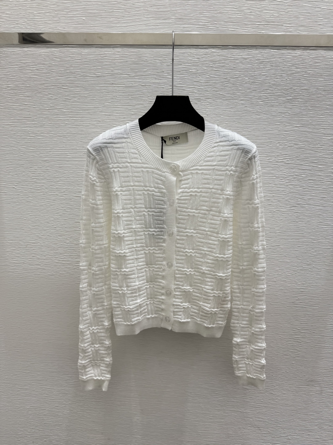 🆕F家🆕  早秋新款 纯色简约圆领针织长袖开衫 颜色：白色 宝蓝 尺码：36.38.40