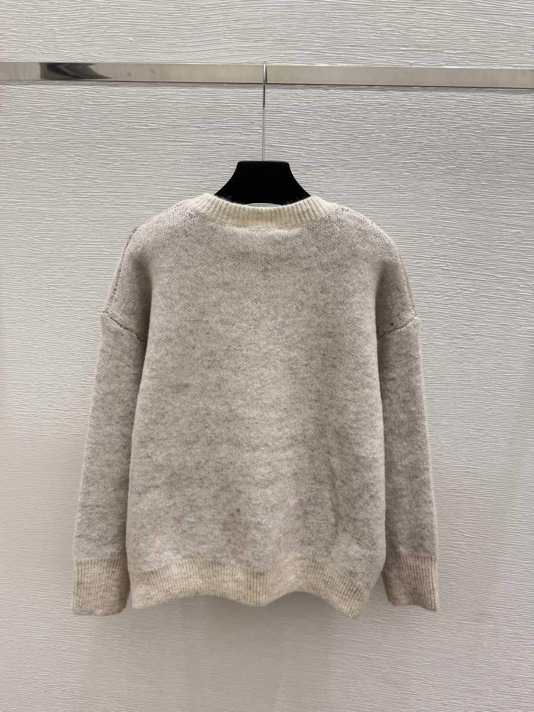 🆕D家🆕  早秋新款  撞色海星圆领针织长袖 颜色：杏色 灰色 咖啡 尺码：36.38.40      