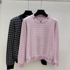 🆕CH家🆕 早秋新款 撞色格子圆领针织长袖 颜色:粉色 宝蓝 尺码:36.38.40 🆕CH家🆕 早秋新款 撞色格子圆领针织长袖 颜色:粉色 宝蓝 尺码:36.38.40