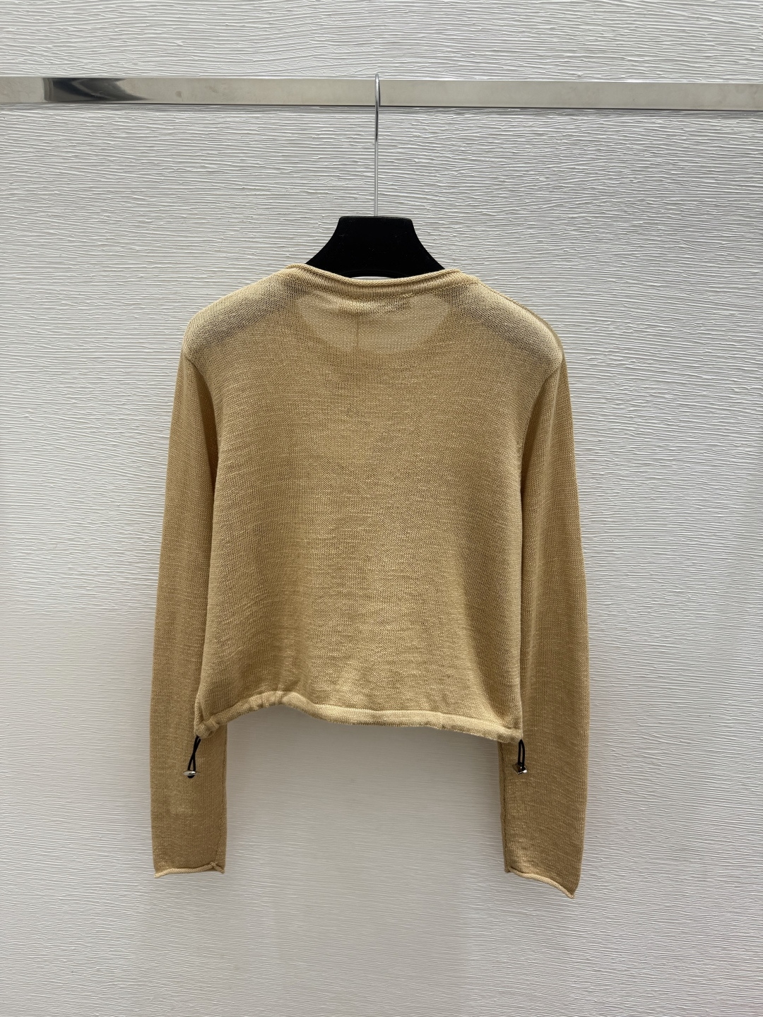 🆕D家🆕  早秋新款 撞色蒲公英圆领针织长袖 颜色：白色 卡其 尺码：36.38.40