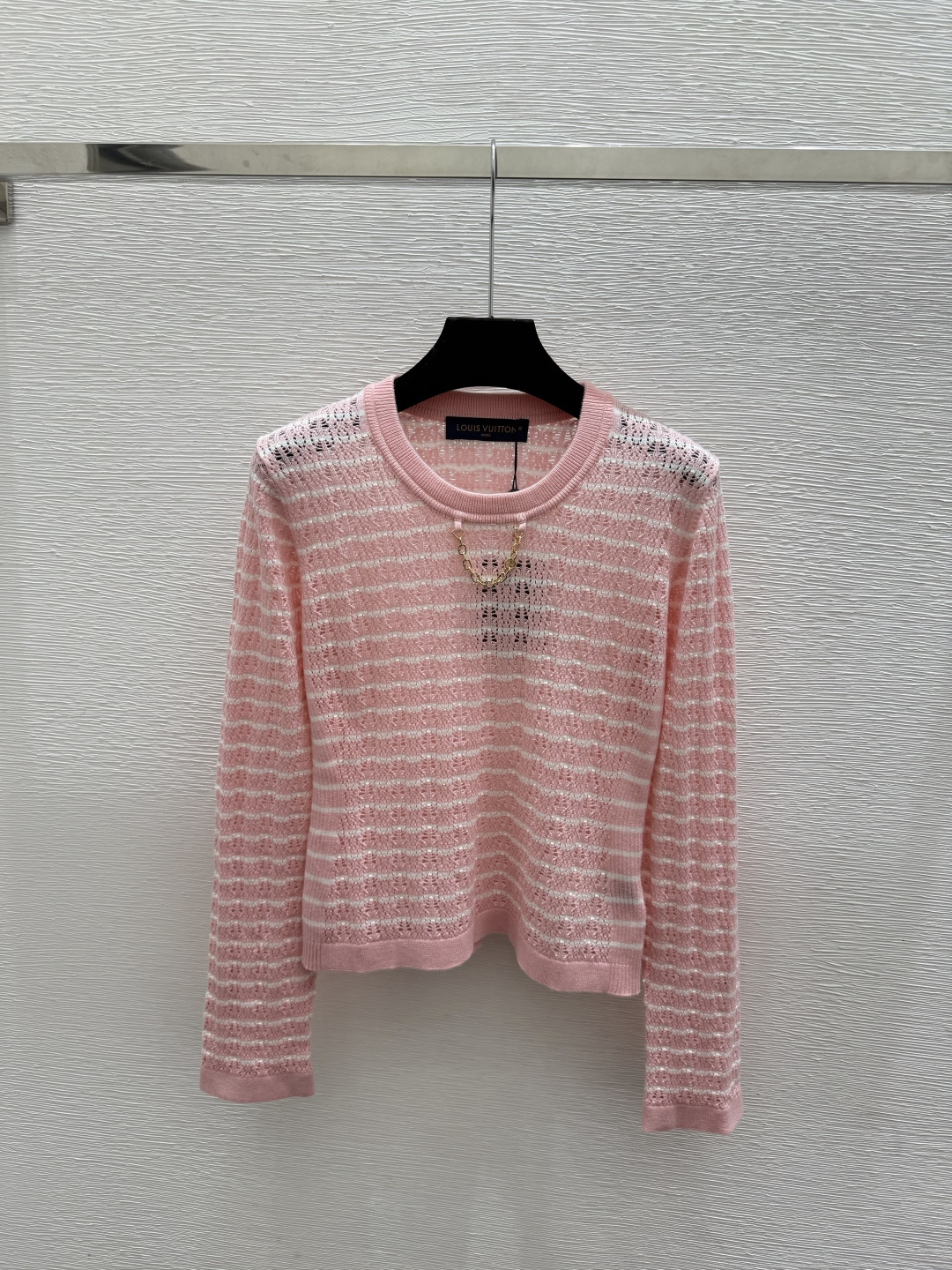 🆕L家🆕  早秋新款  撞色条纹圆领针织长袖 颜色：白色 粉色 黑色 尺码：36.38.40      