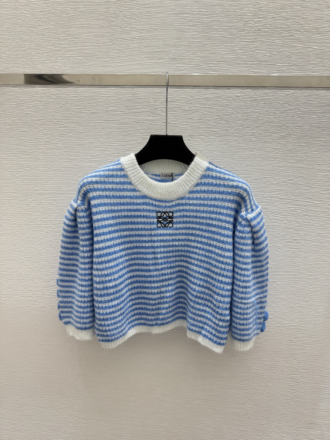 🆕LO家🆕  早秋新款  撞色条纹圆领针织短袖 颜色：红色 蓝色 尺码：36.38.40      