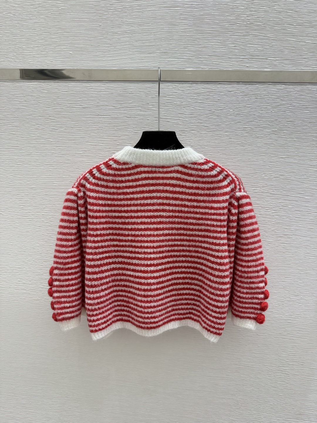 🆕LO家🆕  早秋新款  撞色条纹圆领针织短袖 颜色：红色 蓝色 尺码：36.38.40      