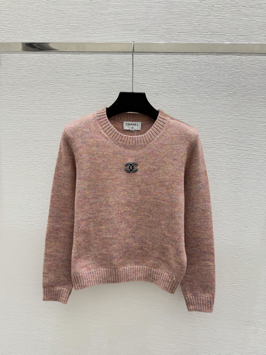 🆕CH家🆕  早秋新款  纯色简约圆领针织长袖 颜色：粉色 灰色 尺码：36.38.40      
