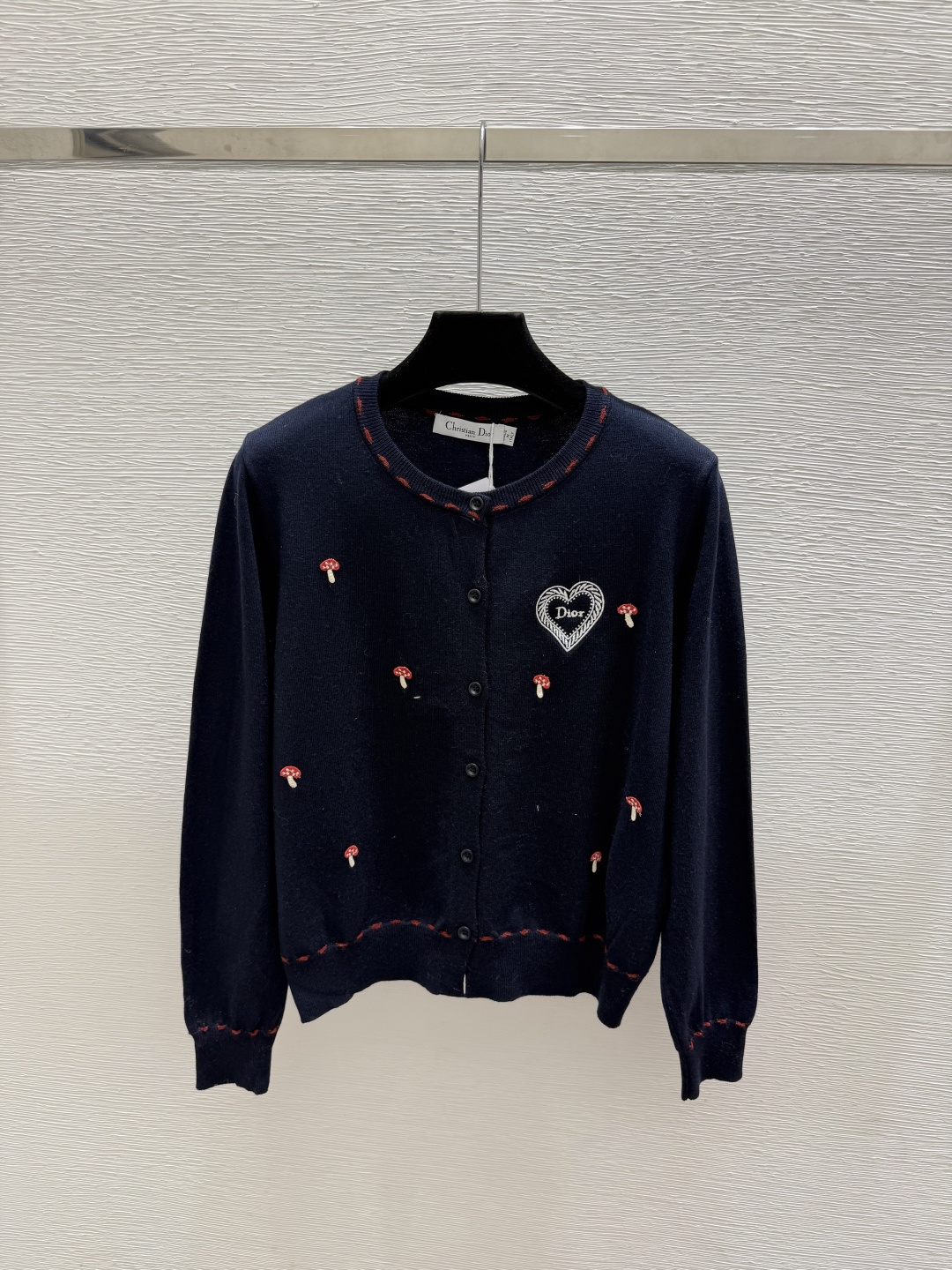 🆕D家🆕  早秋新款  撞色蘑菇圆领针织长袖开衫 颜色：杏色 宝蓝 尺码：36.38.40      