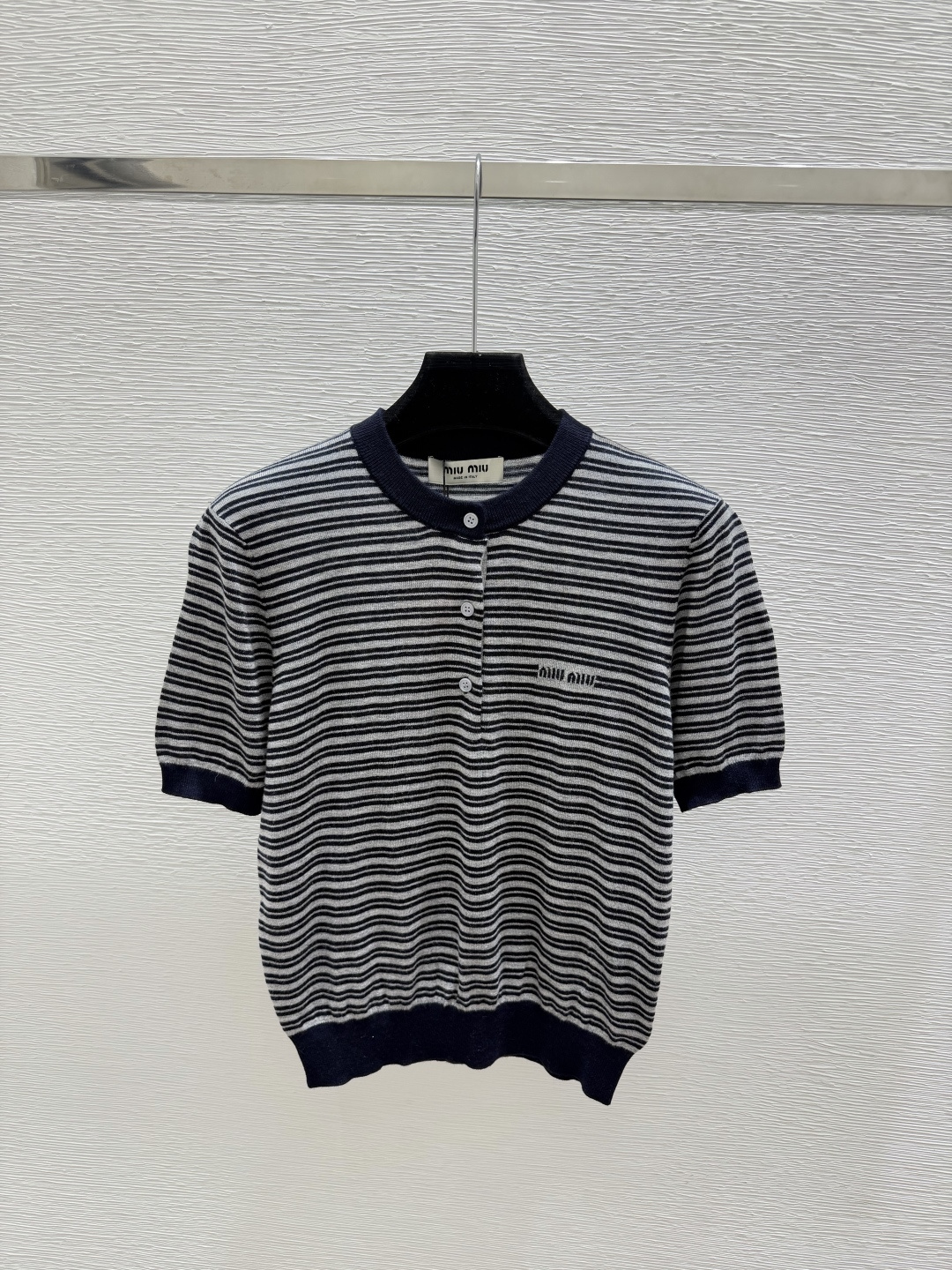 🆕M家🆕  早秋新款  撞色条纹圆领针织短袖 颜色：宝蓝 尺码：36.38.40      