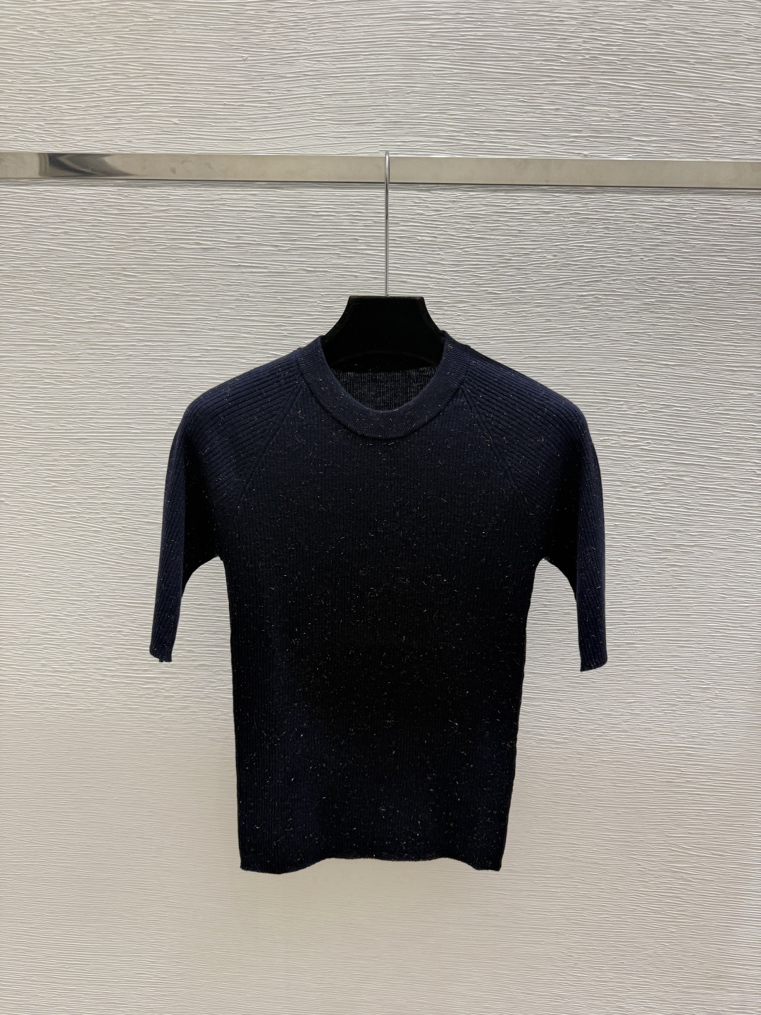 🆕BC家🆕  早秋新款  纯色简约圆领针织短袖 颜色：咖啡 宝蓝 尺码：36.38.40      