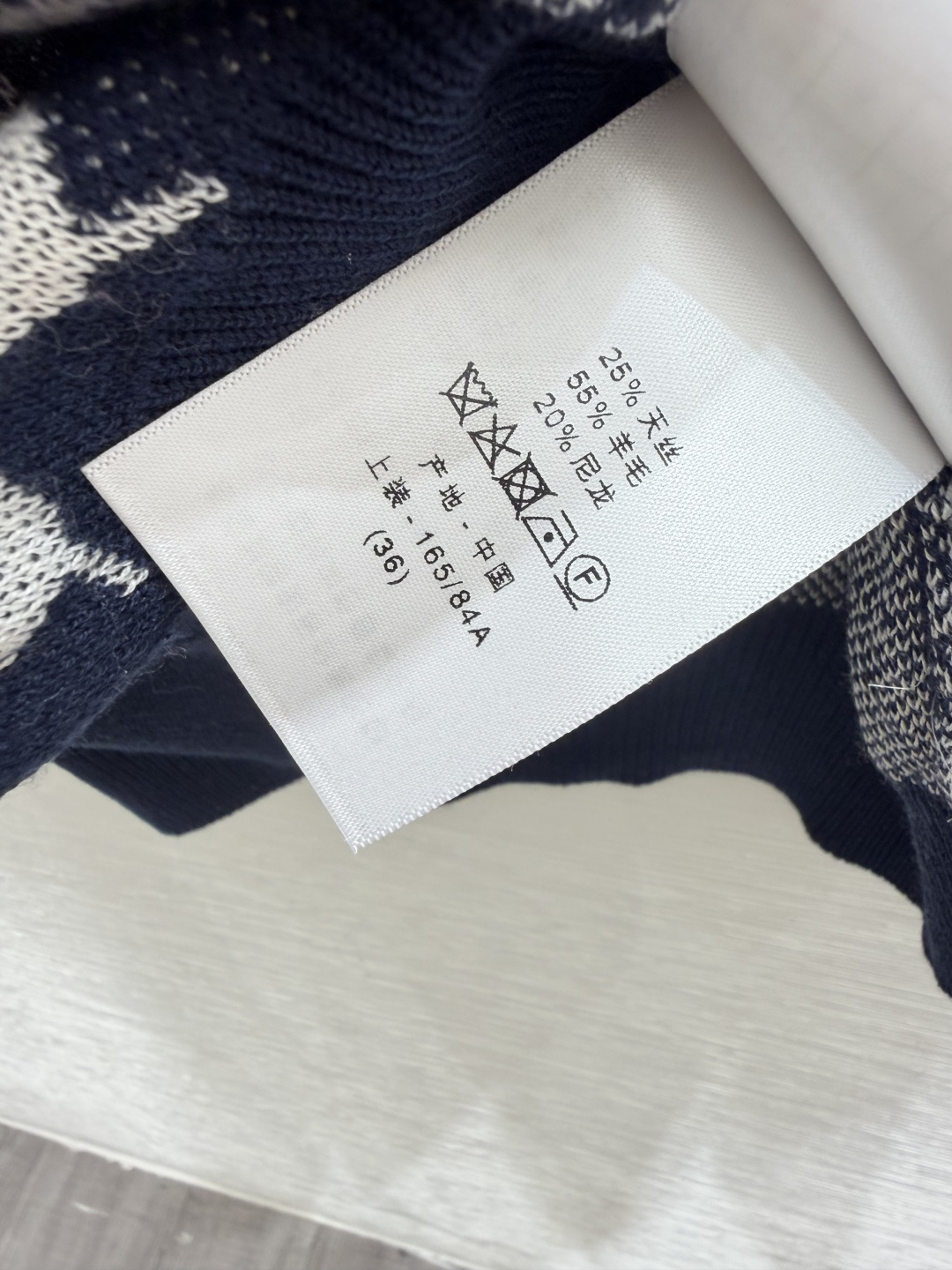 🆕D家🆕  早秋新款  撞色条纹蝴蝶圆领针织短袖 颜色：宝蓝 尺码：36.38.40      