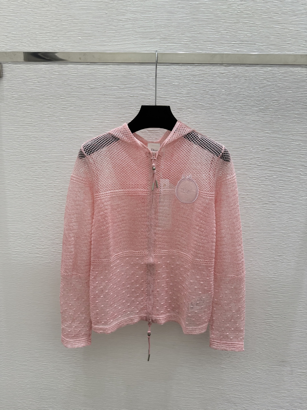 🆕D家🆕  早秋新款  纯色连帽针织长袖开衫 颜色：白色 粉色 尺码：36.38.40      