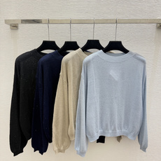🆕BC家🆕 早秋新款 纯色简约圆领针织长袖 颜色:蓝色 杏色 宝蓝 黑色 尺码:36.38.40 🆕BC家🆕 早秋新款 纯色简约圆领针织长袖 颜色:蓝色 杏色 宝蓝 黑色 尺码:36.38.40