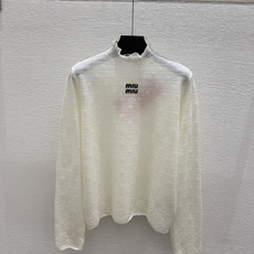 🆕M家🆕 早秋新款 纯色简约高领针织长袖 颜色:白色 尺码:36.38.40 🆕M家🆕 早秋新款 纯色简约高领针织长袖 颜色:白色 尺码:36.38.40