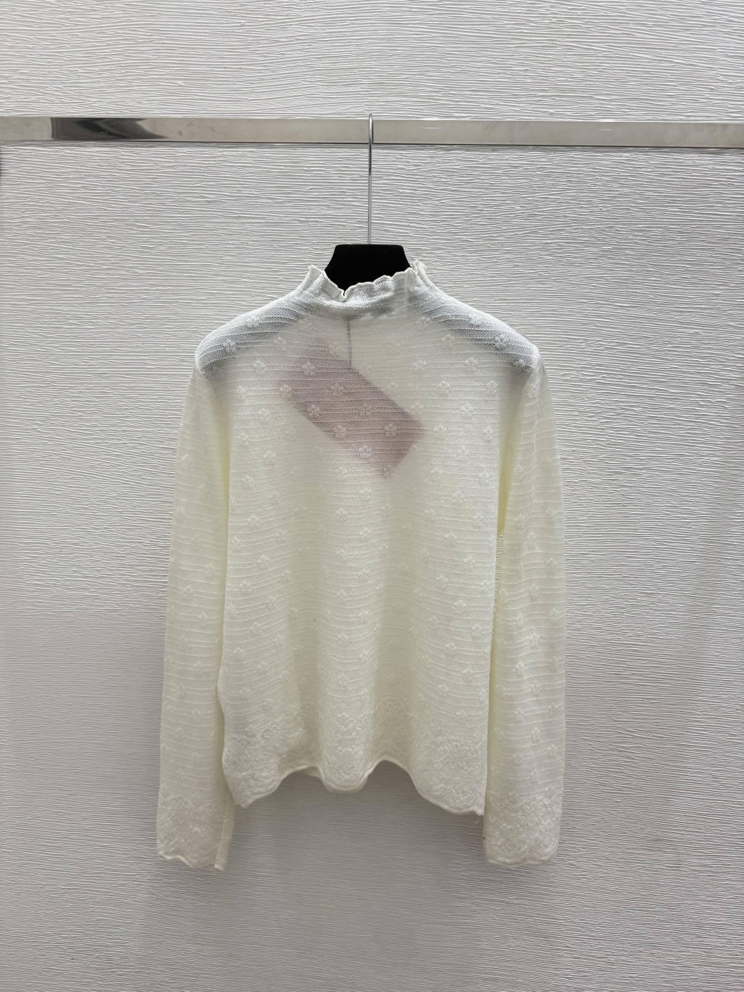 🆕M家🆕  早秋新款  纯色简约高领针织长袖 颜色：白色  尺码：36.38.40      