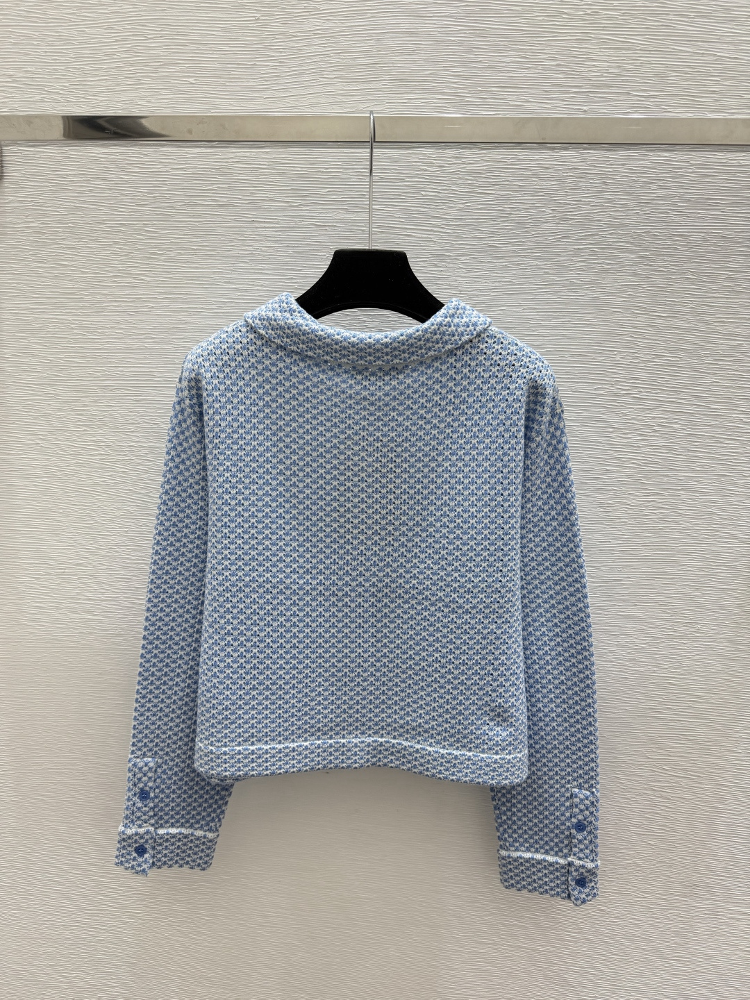 🆕M家🆕  早秋新款  纯色翻领针织长袖开衫 颜色：蓝色 咖啡 黑色 尺码：36.38.40      