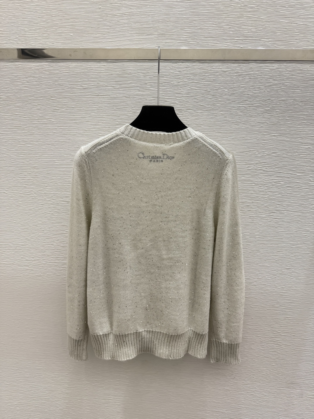 🆕D家🆕  早秋新款 撞色摩天轮圆领针织长袖 颜色：白色 黑色 尺码：36.38.40      