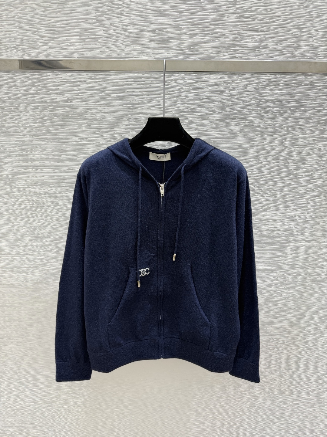 🆕CE家🆕  早秋新款 纯色连帽简约针织长袖开衫 颜色：白色 灰色 宝蓝 尺码：36.38.40      