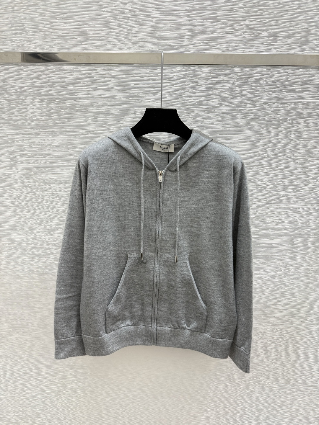 🆕CE家🆕  早秋新款 纯色连帽简约针织长袖开衫 颜色：白色 灰色 宝蓝 尺码：36.38.40      