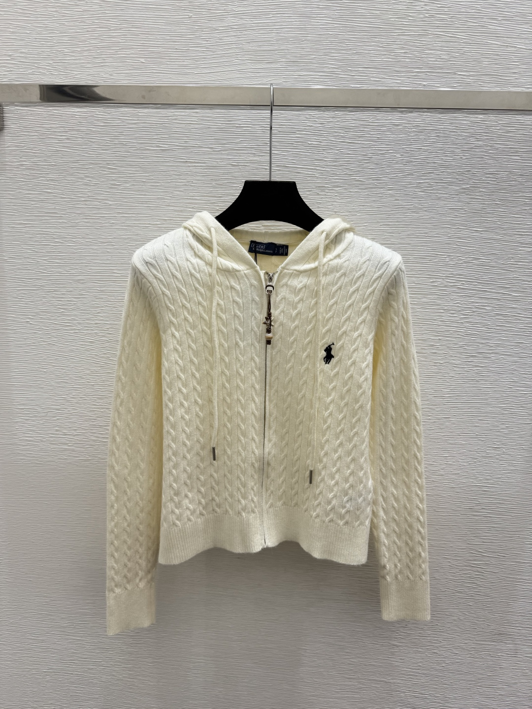 🆕PO家🆕  早秋新款  纯色简约连帽针织长袖开衫 颜色：杏色 宝蓝 尺码：36.38.40      