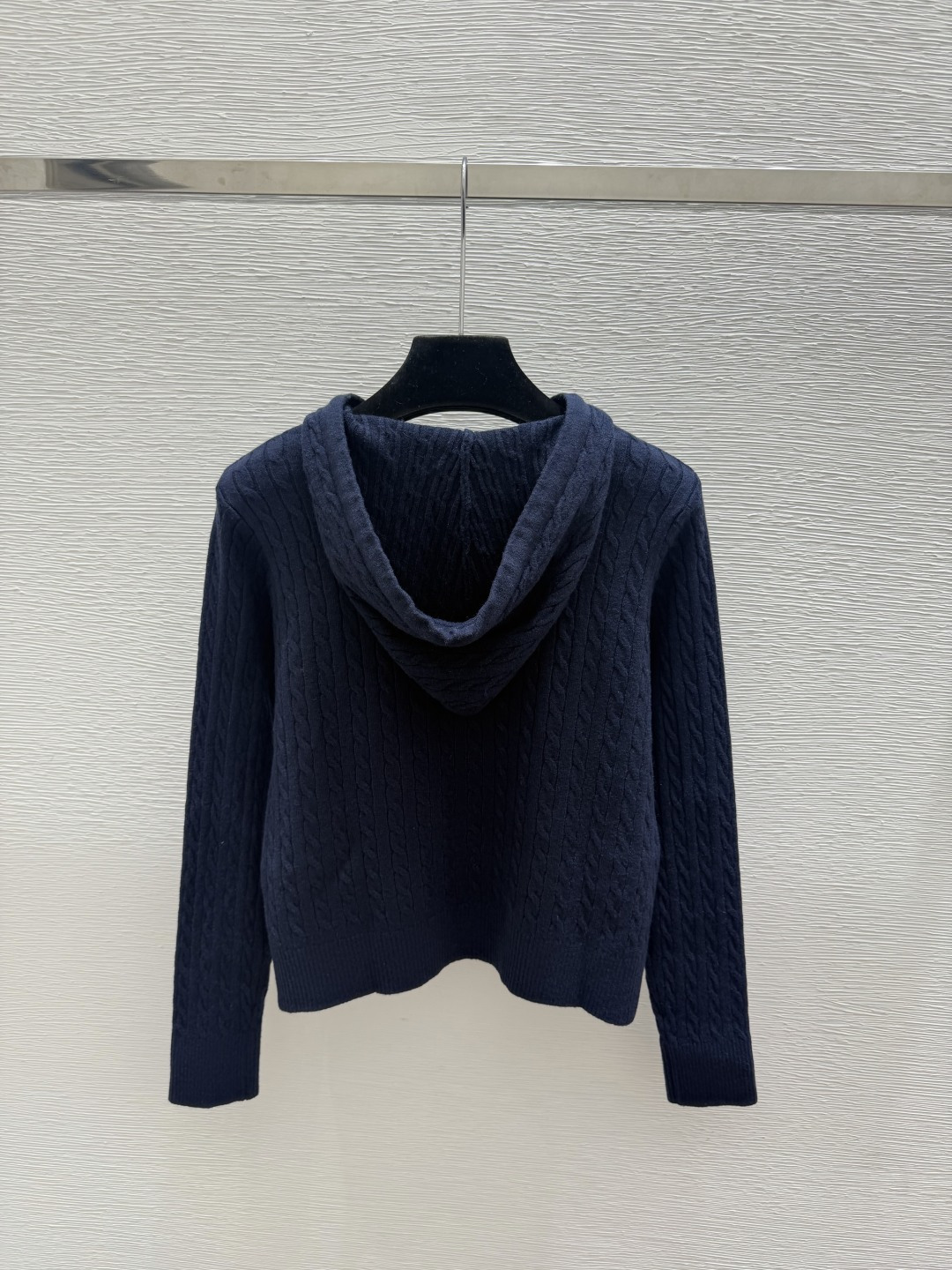 🆕PO家🆕  早秋新款  纯色简约连帽针织长袖开衫 颜色：杏色 宝蓝 尺码：36.38.40      