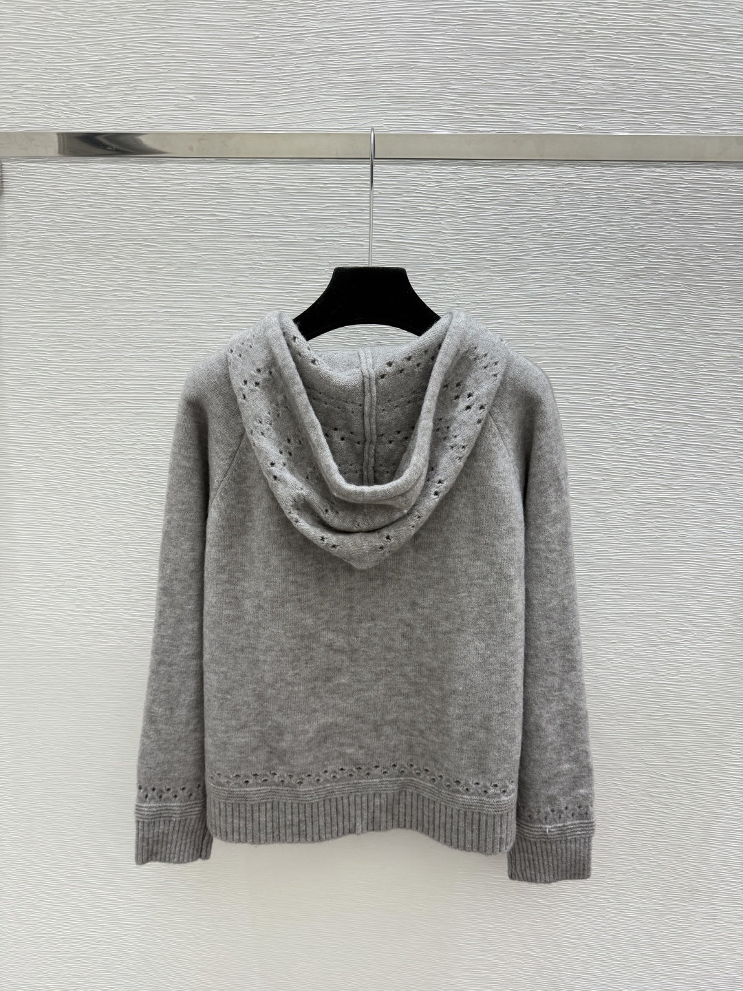 🆕LO家🆕  早秋新款  纯色简约连帽针织长袖开衫 颜色：杏色 灰色 尺码：36.38.40      