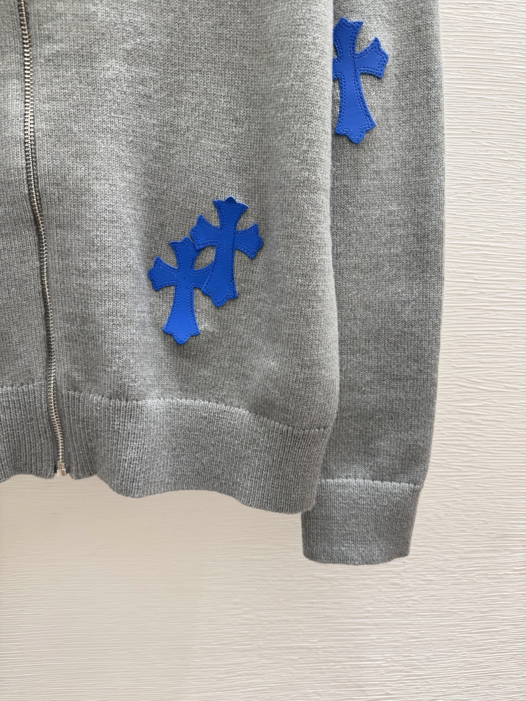 🆕克家🆕  早秋新款  撞色高领针织长袖开衫 颜色：灰色 宝蓝 尺码：36.38.40      