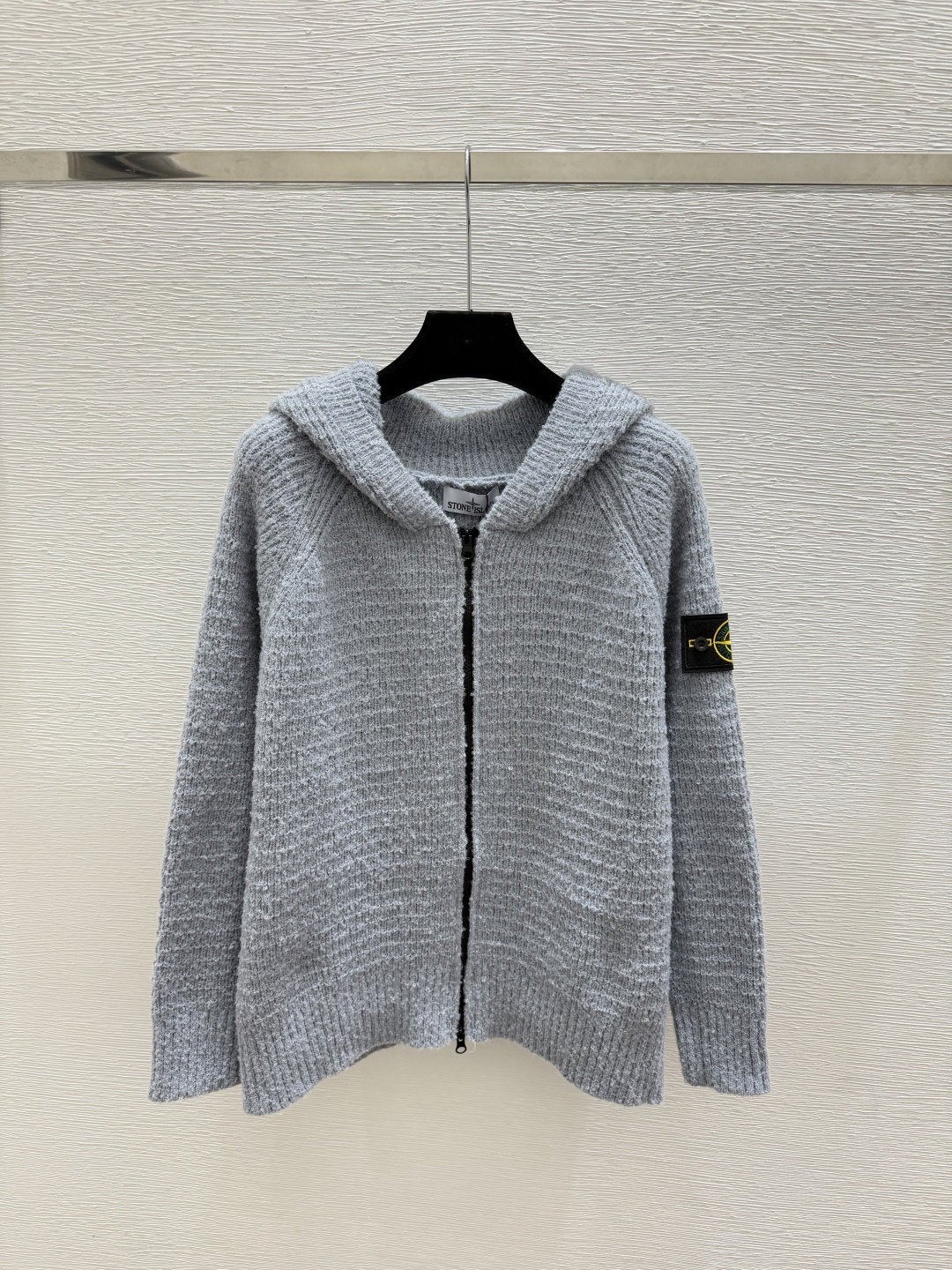 🆕ST家🆕  早秋新款  纯色简约连帽针织长袖开衫 颜色：蓝色 黑色 尺码：36.38.40      