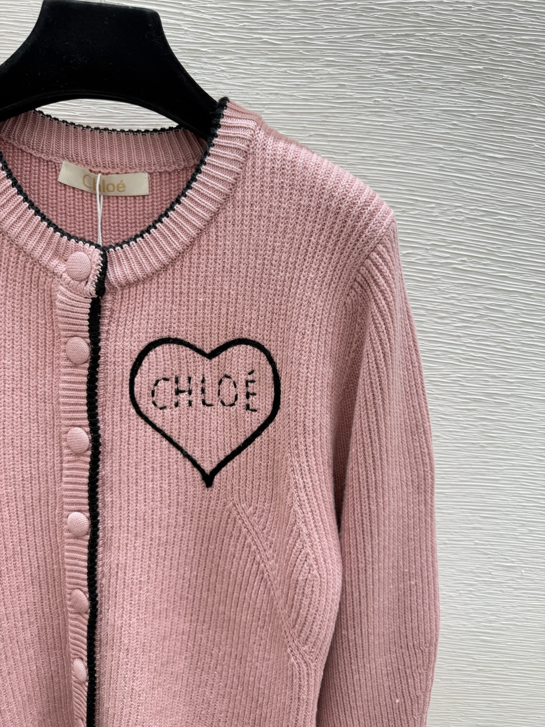 🆕CHloe家🆕  早秋新款  撞色简约圆领针织长袖开衫 颜色：粉色 尺码：36.38.40      